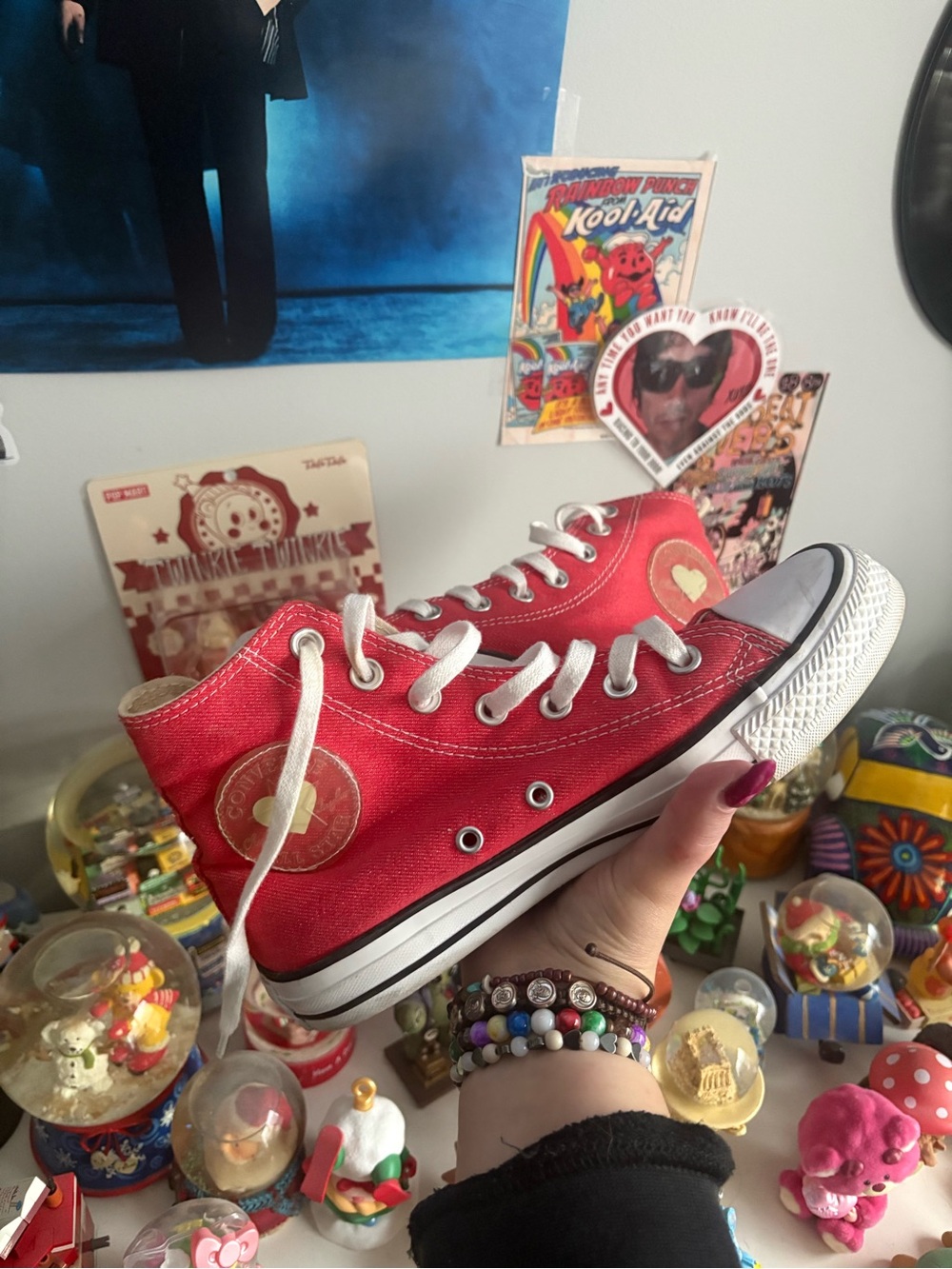 red high top converse with heart